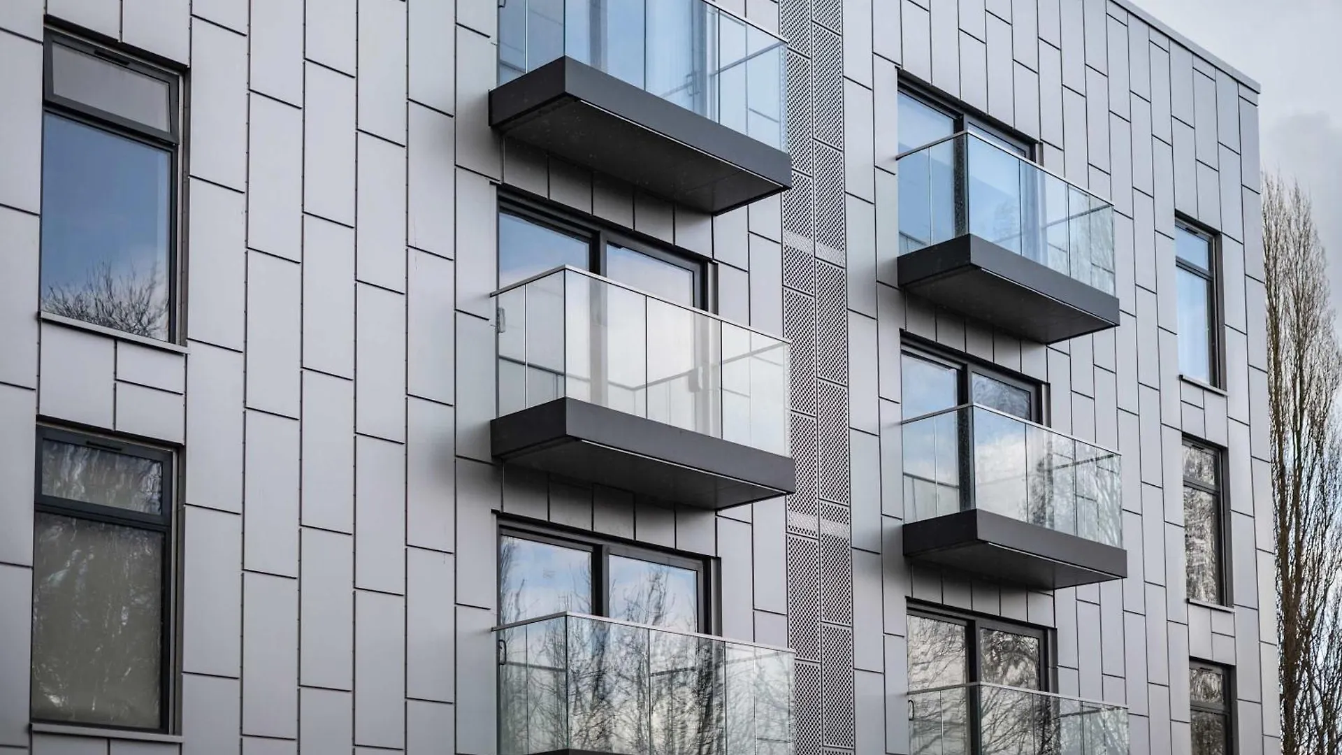 Smart 1 Bed Apartment In Birmingham W Roof Terrace