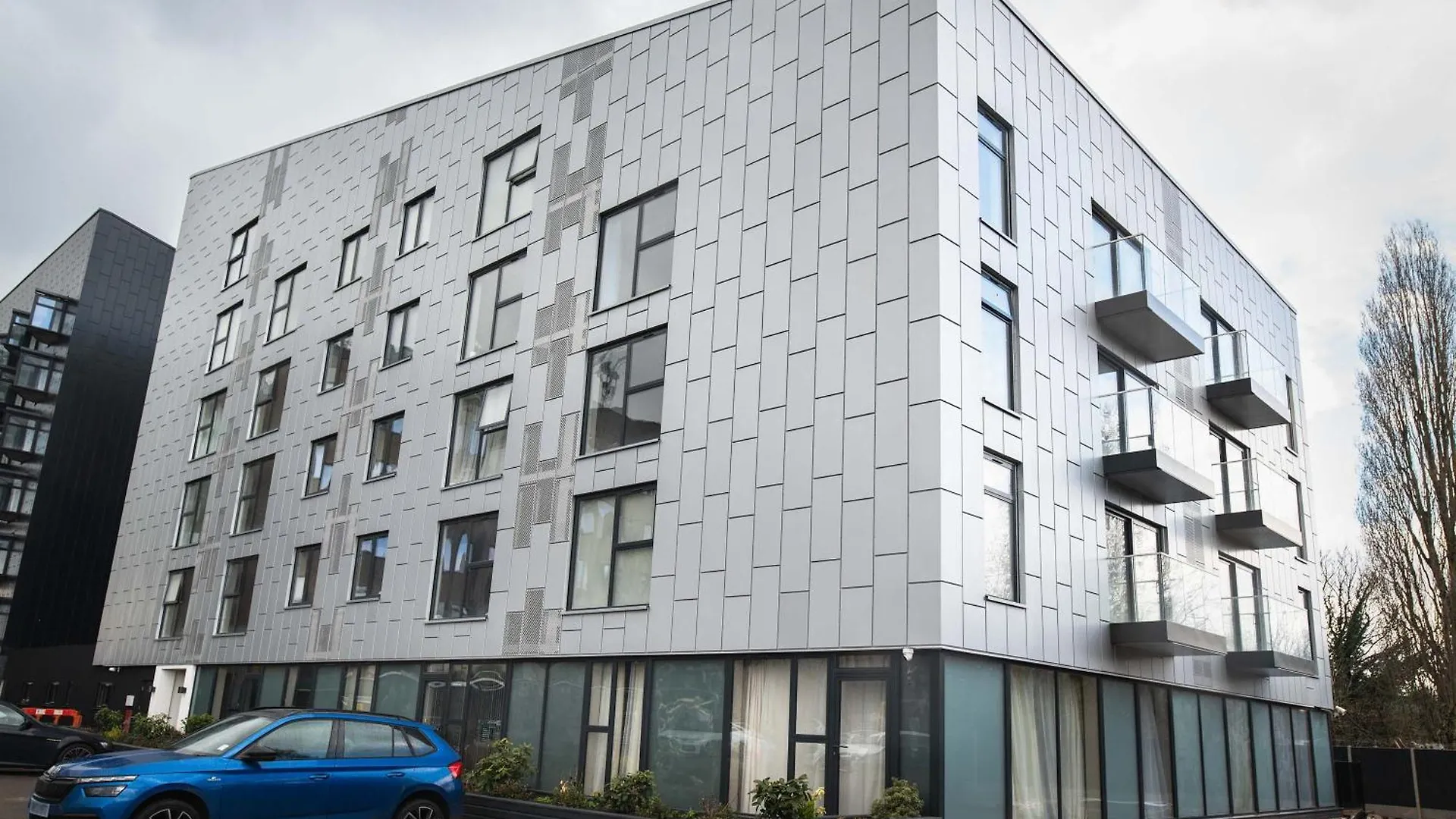 Smart 1 Bed Apartment In Birmingham W Roof Terrace